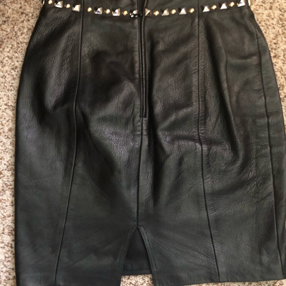 Moschino skirt, 100% real leather